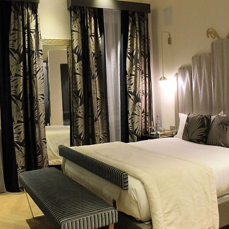 Maison Torre Argentina โรม ภายนอก รูปภาพ