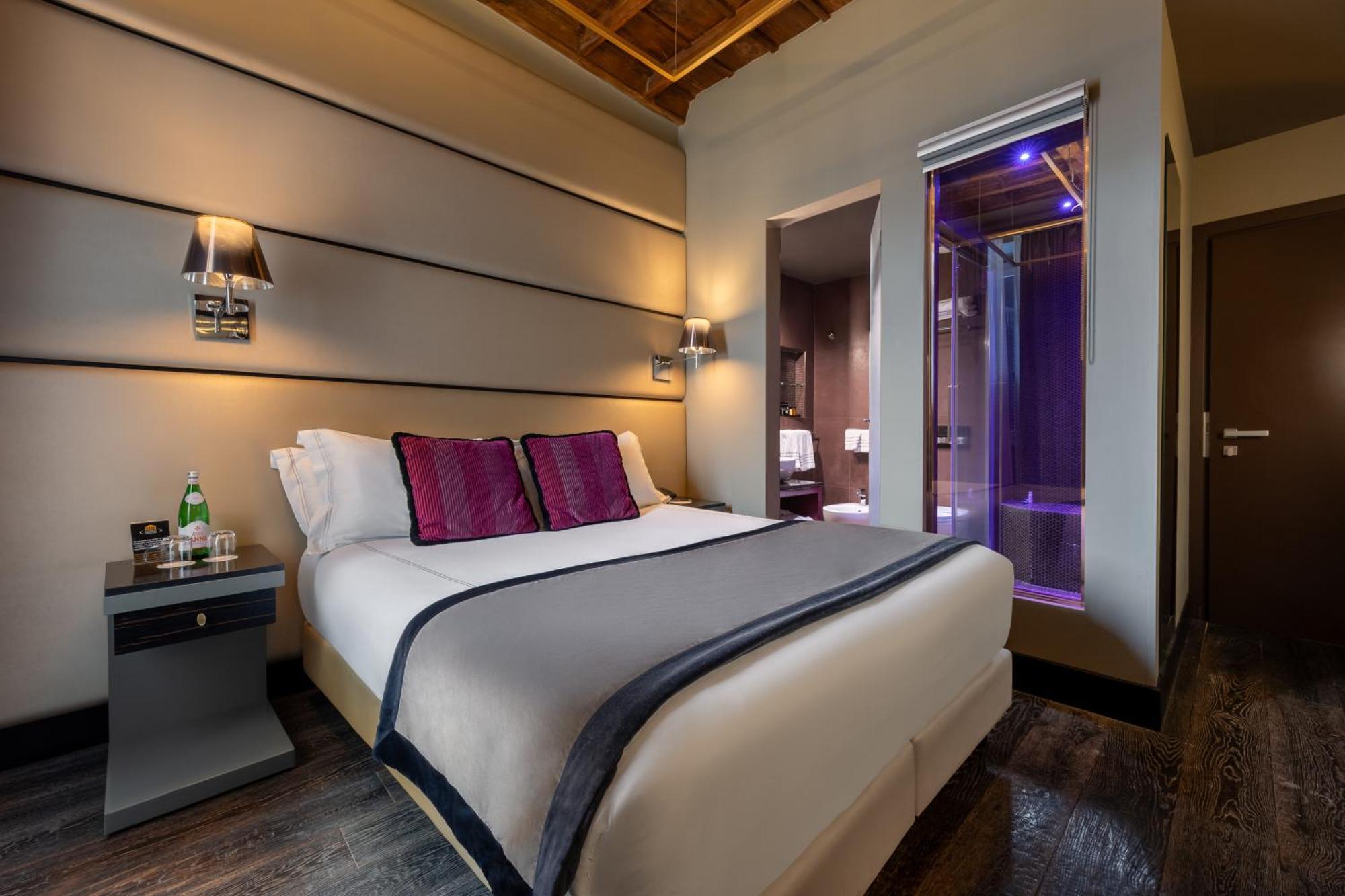 Maison Torre Argentina โรม ภายนอก รูปภาพ